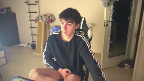 Ray online show from December 14, 2:07 am