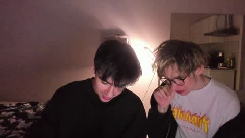 Ray online show from April 19, 6:10 pm