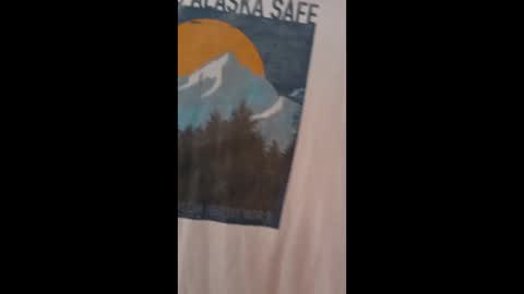 streaml1n3d online show from March 19, 1:14 pm