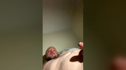 strongandlong0909 online show from March 7, 3:48 am