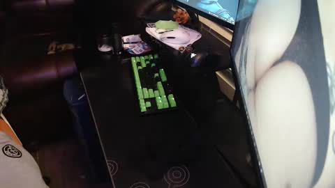 stud69861714 online show from March 24, 4:17 am