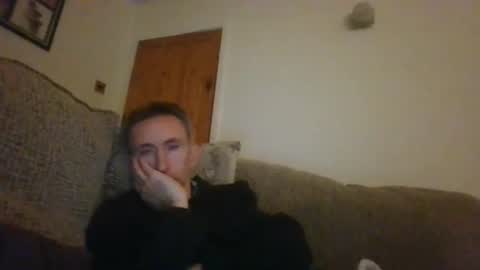 Snapshot of stuuuey73 chatting on October 27, 10:56 pm stuuuey73 online show from October 27, 10:56 pm