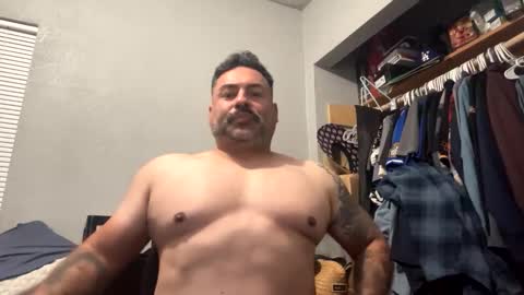 suavecito67 online show from March 25, 5:55 am