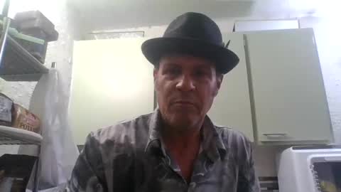 SUCKITU812 online show from February 3, 11:31 am