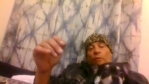 SUCKITU812 online show from March 9, 6:50 am