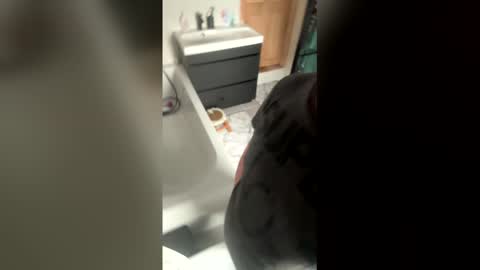 suckyourpussy696 online show from March 28, 5:35 pm