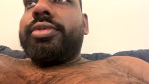 Let me be your knight that saves you online show from March 5, 5:03 am