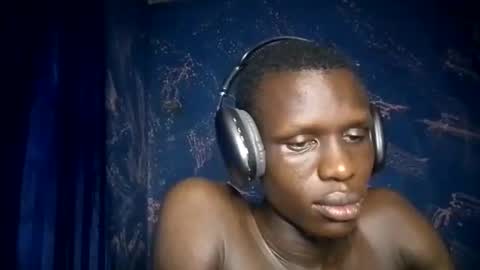 Sunnyblack2 online show from April 16, 10:23 pm