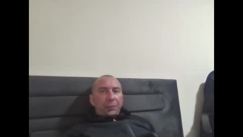 super42835015 online show from May 17, 4:25 pm