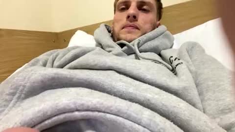 swanseagentleman online show from March 30, 10:33 pm