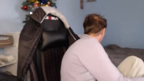 Cat online show from January 8, 11:48 am