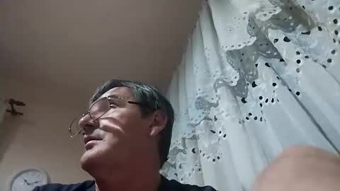 Raymond online show from April 4, 7:11 pm