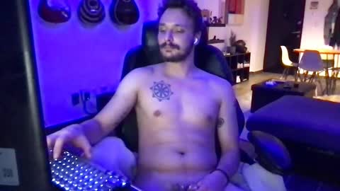 Luke online show from February 26, 3:21 am