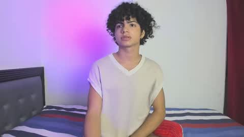 swwet_boy online show from October 2, 2:10 pm