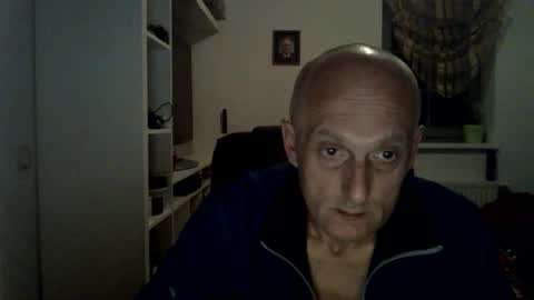 sylverstart92 online show from March 7, 8:44 pm