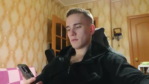 Urahara  online show from November 9, 6:01 pm