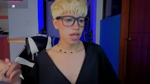 taichi online show from February 3, 12:10 pm