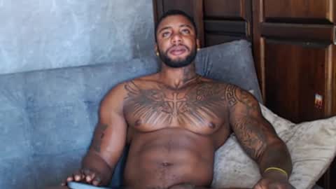 Tairon Tucke online show from January 22, 2:35 pm