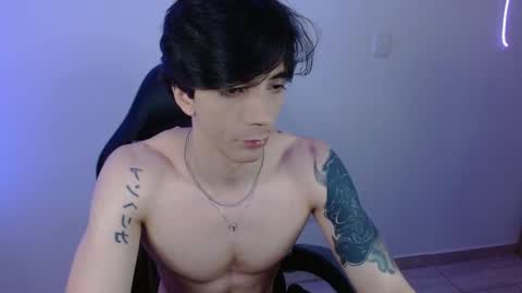 takeru___ online show from January 14, 9:40 pm