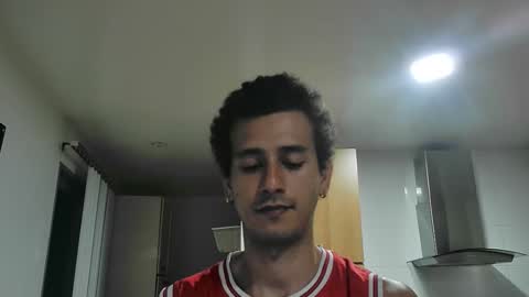 talktome4 online show from December 16, 5:36 am