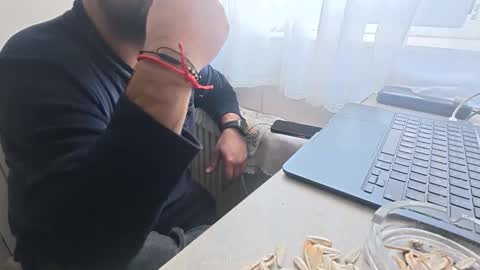 tarkan198 online show from February 11, 11:15 am