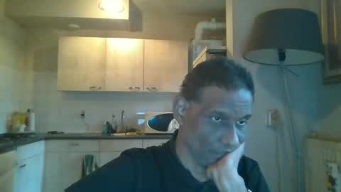 Genaro Thode online show from February 5, 9:04 am