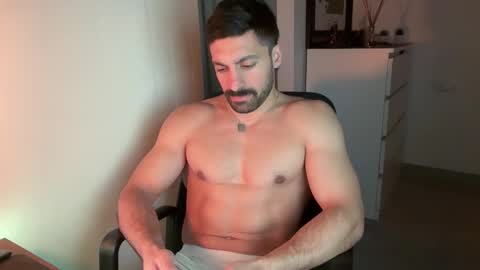 tarquit8 online show from March 8, 6:01 pm