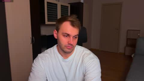 My shows 2100500 UTC3 online show from May 13, 7:44 pm