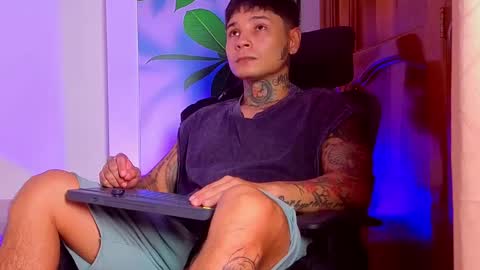 tattokoi online show from November 23, 2:33 am