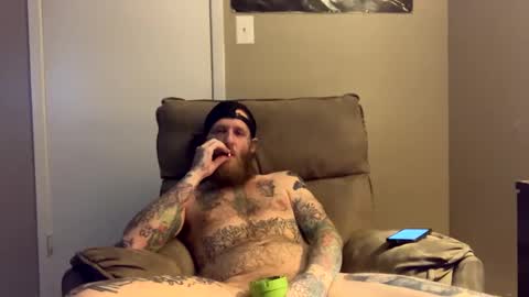 Snapshot of tattoo_dood chatting on February 22, 2:39 am tattoo_dood online show from February 22, 2:39 am