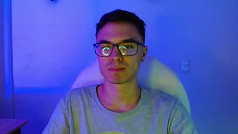 taurus4k online show from November 7, 1:42 am