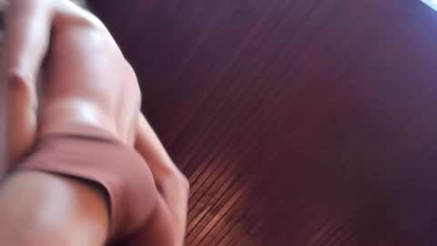 tayler_swift1 online show from December 12, 6:47 am