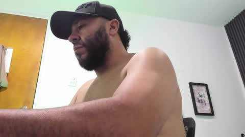 taylor_rodas online show from April 29, 1:05 pm