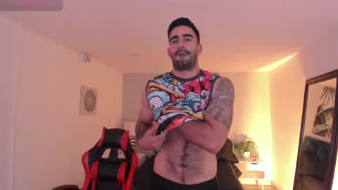 BASTIAN online show from May 29, 1:59 am