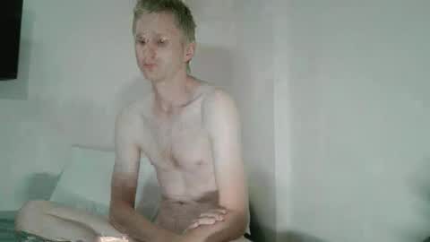 tcute0 online show from December 17, 9:32 pm