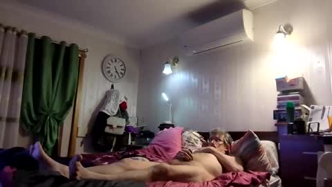 Theodore online show from December 5, 6:54 am