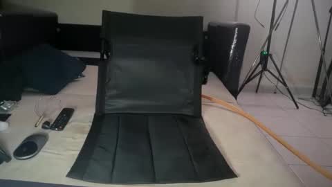 teddy_bananaaa online show from March 10, 1:44 am