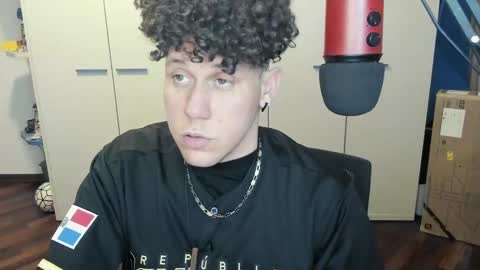 tedhmicro25 online show from February 14, 10:26 pm