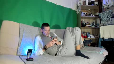 Virg Lszl online show from December 4, 6:37 pm