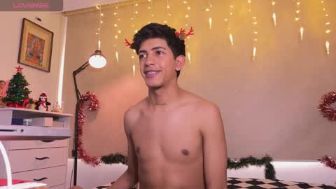 teo browny online show from December 22, 9:01 pm