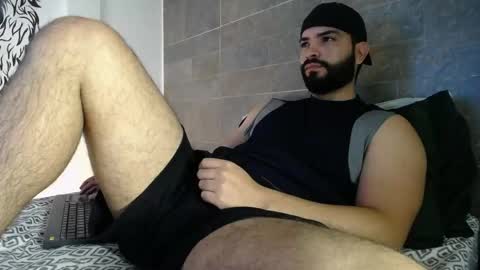 th1ago828986 online show from April 14, 2:11 am