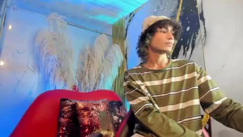 thanier_18 online show from June 2, 3:40 am