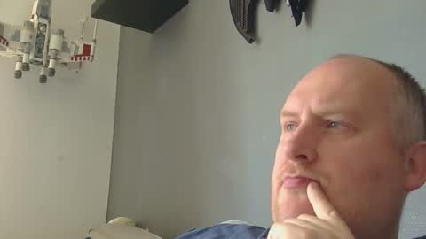 the007146368 online show from March 22, 12:32 pm