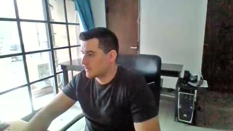 the_dark_knive_ online show from December 1, 9:40 pm