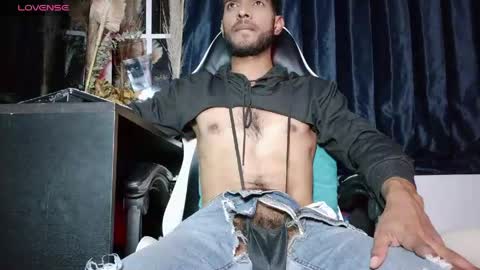 the dog lian online show from April 19, 11:18 pm