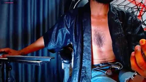 the dog lian online show from October 23, 1:36 pm