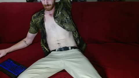 Snapshot of thecarrguyy chatting on September 14, 2:35 am Thatcarrguyy online show from September 14, 2:35 am