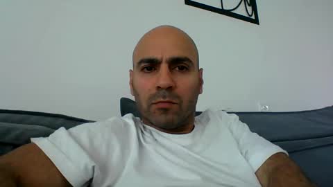 thegame323 online show from December 13, 8:43 am