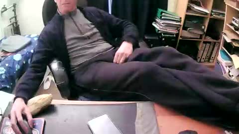 paul online show from November 23, 4:40 pm