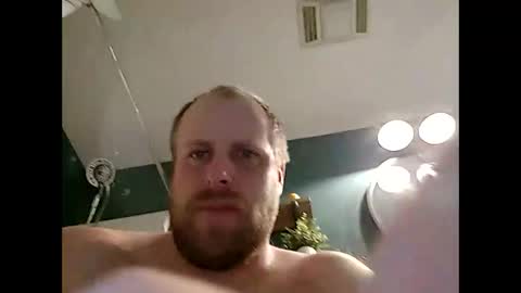 Snapshot of thehammerxx chatting on September 10, 9:08 am thehammerxx online show from September 10, 9:08 am